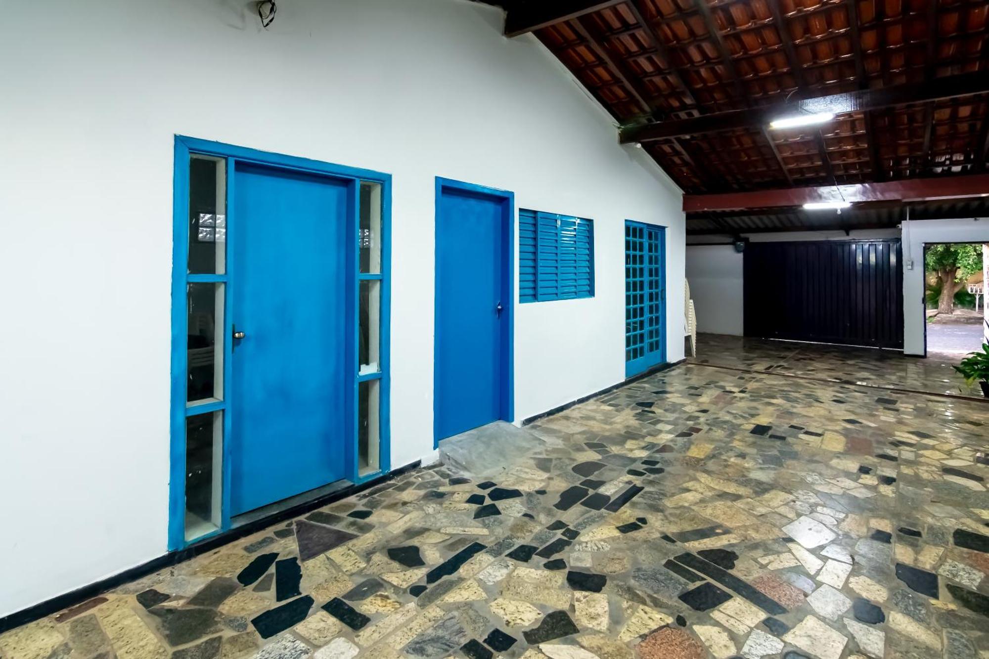 Отель Pousada Roosevelt Quarto 04 - Pousada Central Prox Rodoviaria E Dist Industrial Уберландия Экстерьер фото